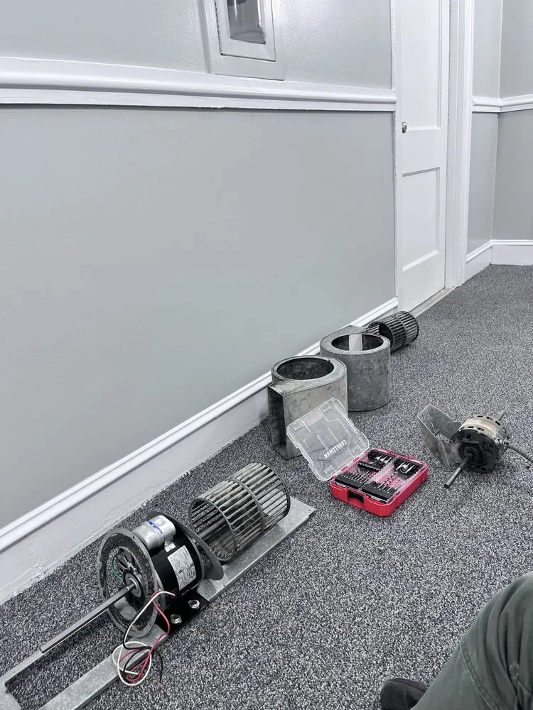 Trusted lawn mowing service experts serving Philadelphia, PA - Imfly Volaro