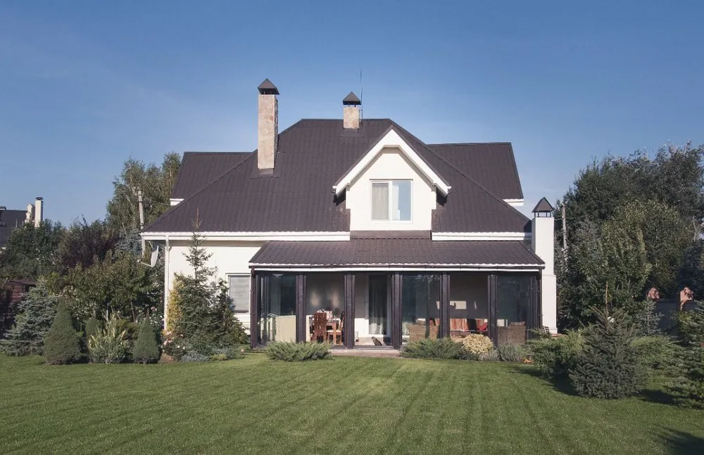 Professional yard maintenance in Margate, FL - Immaculate Cuts Lawn