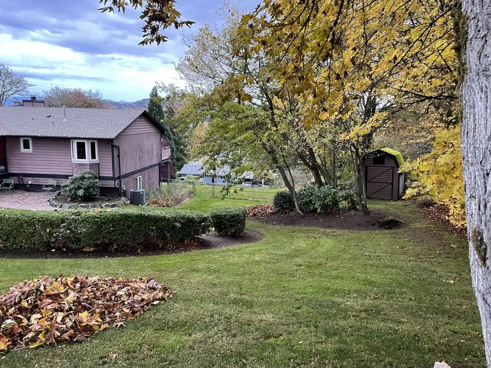 Reliable lawn mowing service in Snohomish, WA - iMow