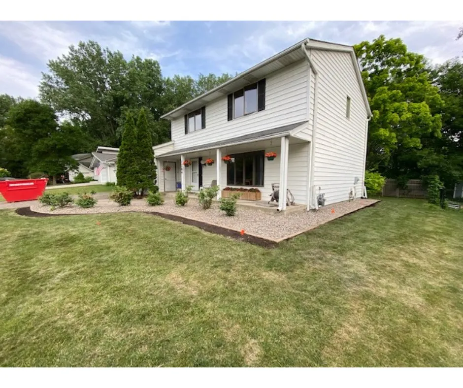 Reliable residential landscaping in Minneapolis, MN - iMowediT