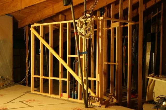 Custom yard cleanup service in Salinas, CA - Imperial Hauling Services