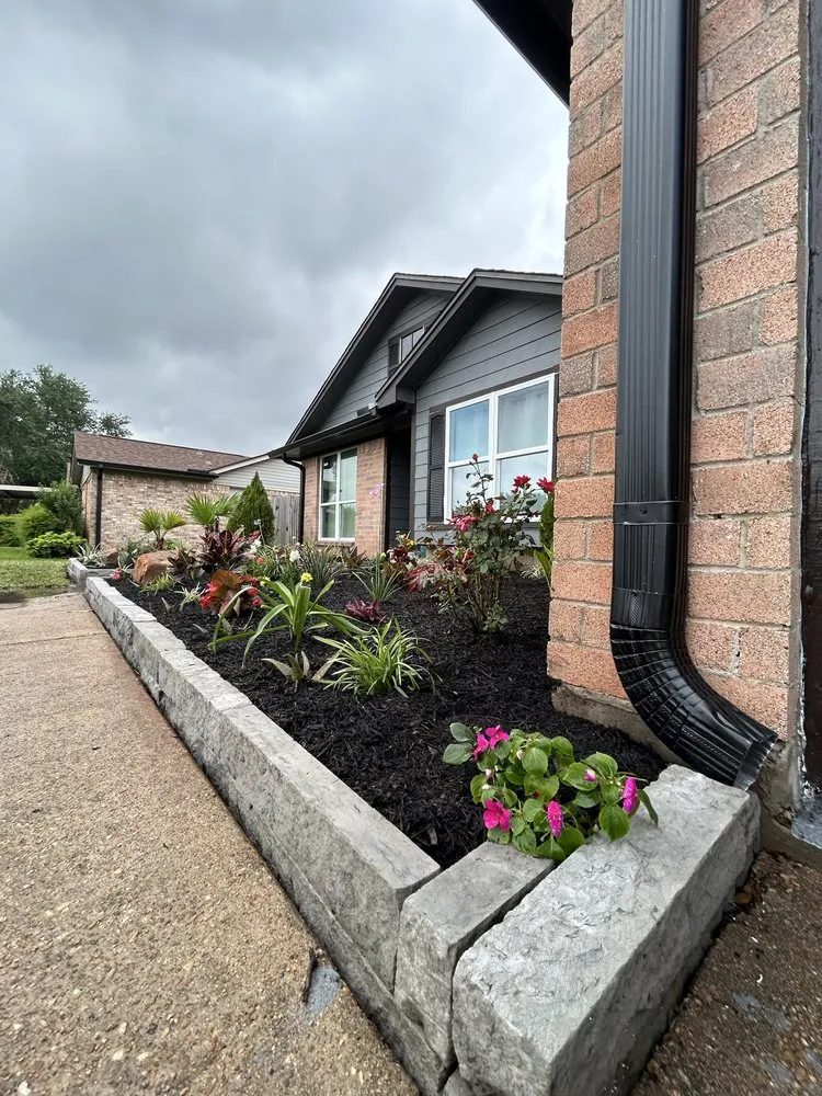 Custom landscape installation experts serving Pasadena, TX - Imperial Landscaping & Nursey