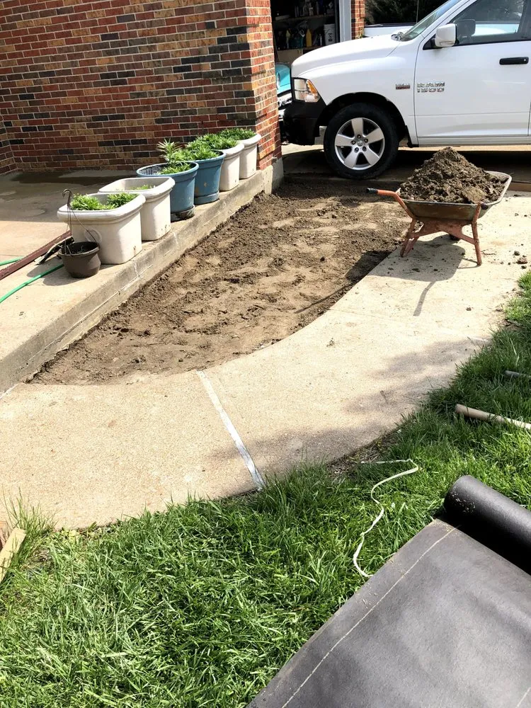 Expert lawn care service near you in Imperial, MO by Imperial Landscaping