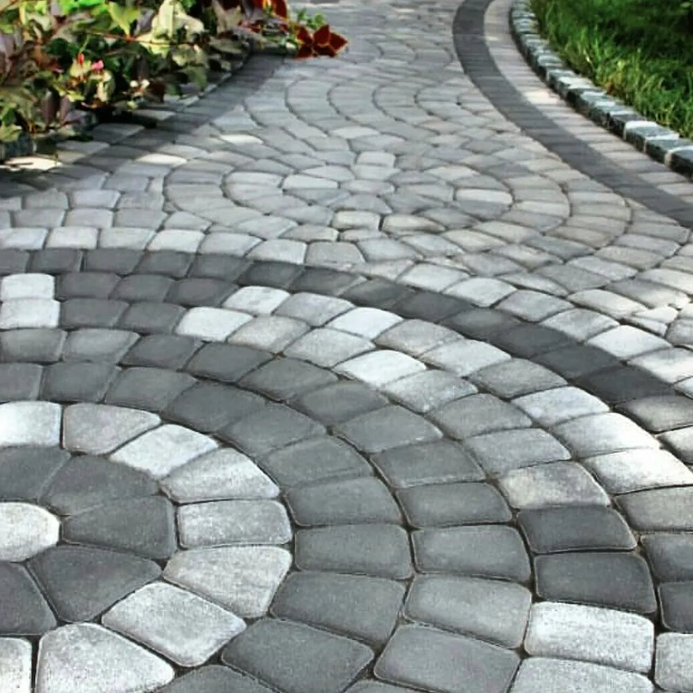 Custom garden landscaping with custom design in Owensboro, KY by Imperial Lawns