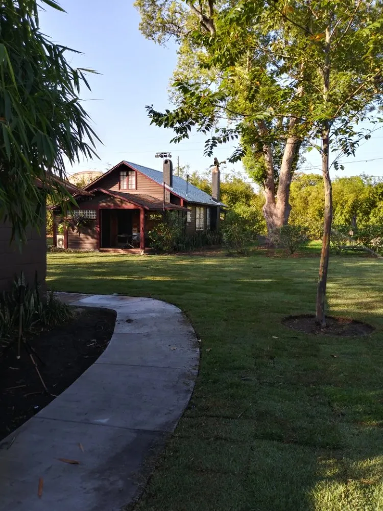 Local lawn mowing service in Deltona, FL by Imperial Property Solutions