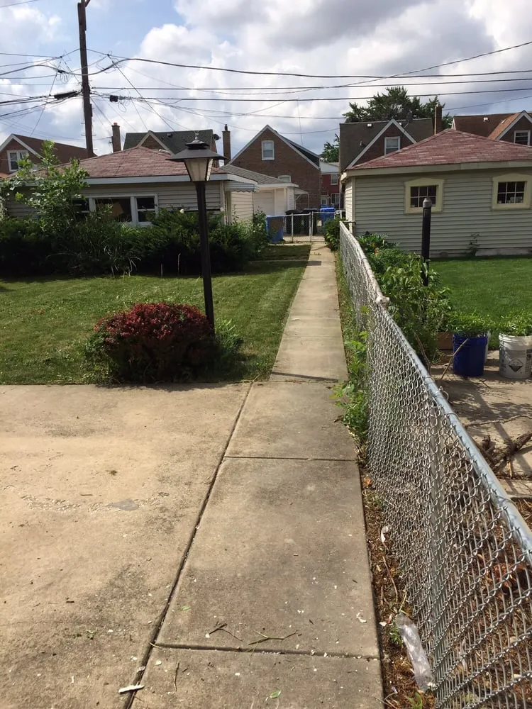 Trusted lawn care service in Blue Island, IL by Imperial Services HVAC & Lawn Service