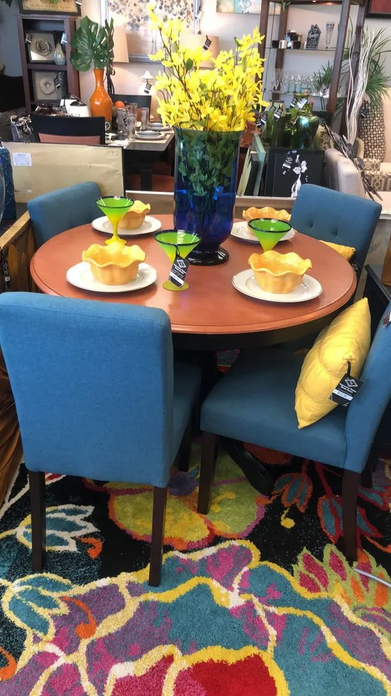 Professional yard maintenance experts serving West Allis, WI - Impressive Visions