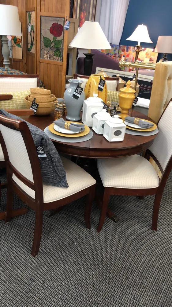 Local residential landscaping experts serving West Allis, WI - Impressive Visions