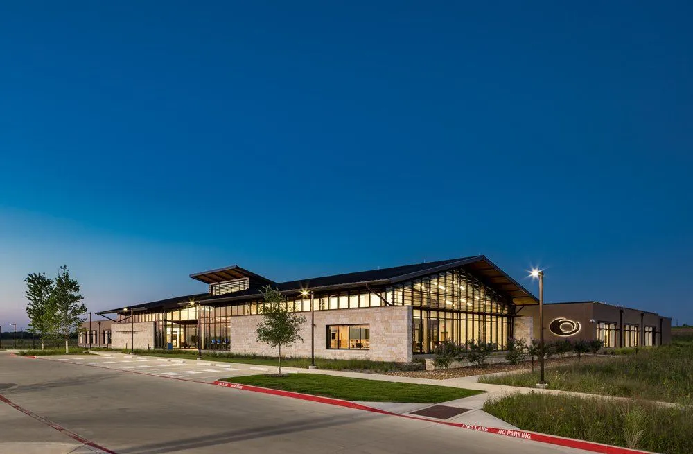 Custom garden landscaping in Houston, TX - IMRTL Landscaping