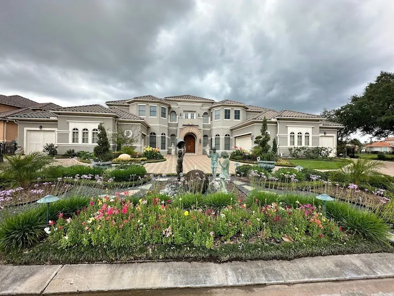 Trusted yard cleanup service for beautiful yards in Houston, TX by IMRTL Landscaping