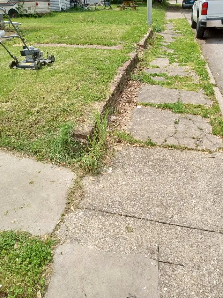 Local outdoor landscaping for homes across Evansville, IN - In D Cutz