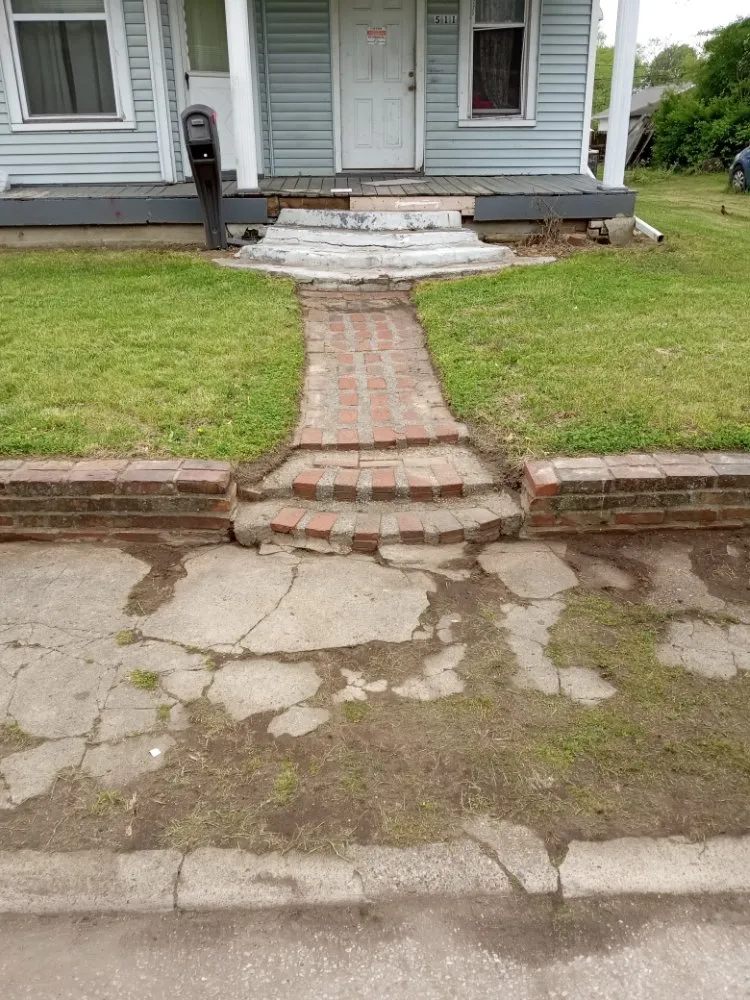 Top-rated landscape design in Evansville, IN - In D Cutz