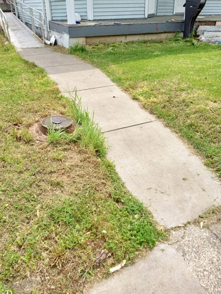 Custom landscape installation in Evansville, IN by In D Cutz