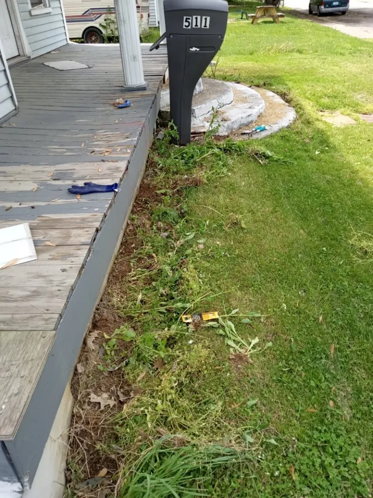 Expert outdoor landscaping for beautiful yards across Evansville, IN - In D Cutz