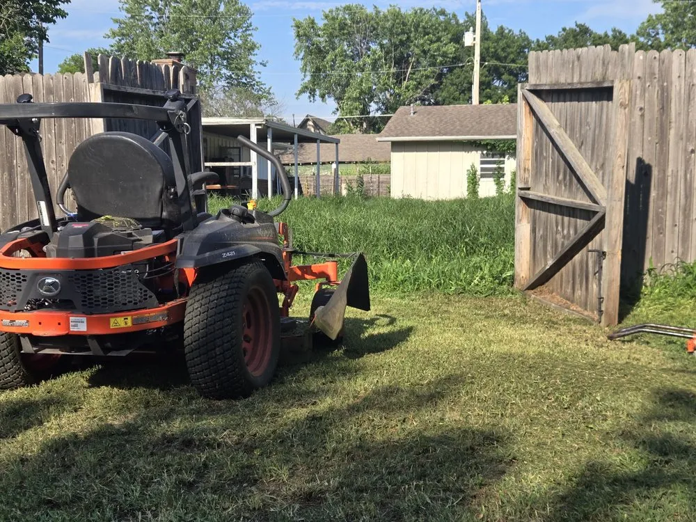 Professional yard cleanup service for homes across Caney, KS - In Dew Time