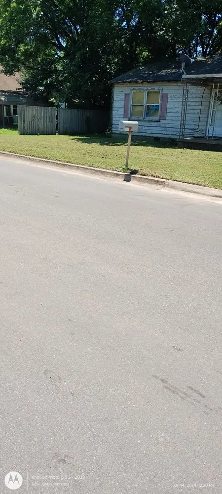 Custom landscape installation in Durant, OK - In His Honor Lawn Care Service