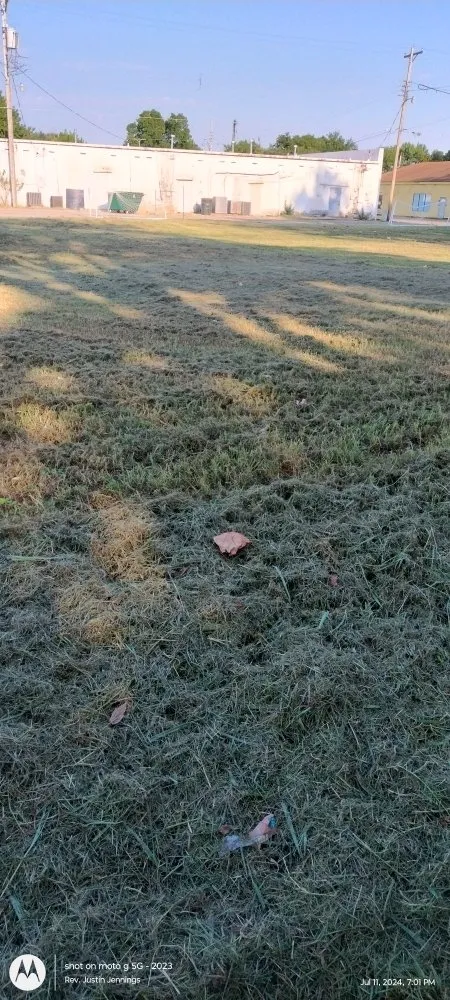 Affordable landscape design in Durant, OK by In His Honor Lawn Care Service