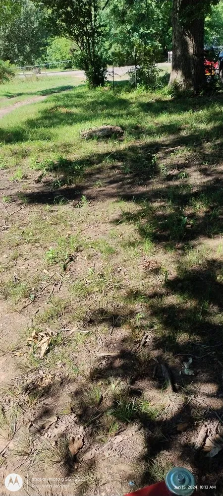 Top-rated lawn care service in Durant, OK by In His Honor Lawn Care Service