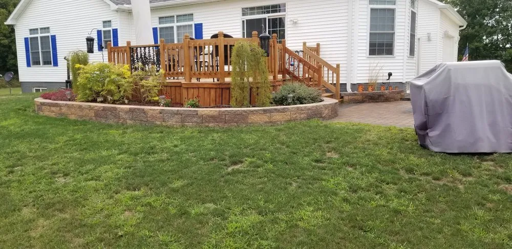 Professional landscaping services in Berlin Township, MI - In Syts Landscaping
