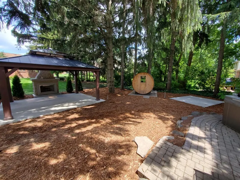 Trusted garden landscaping in Berlin Township, MI by In Syts Landscaping