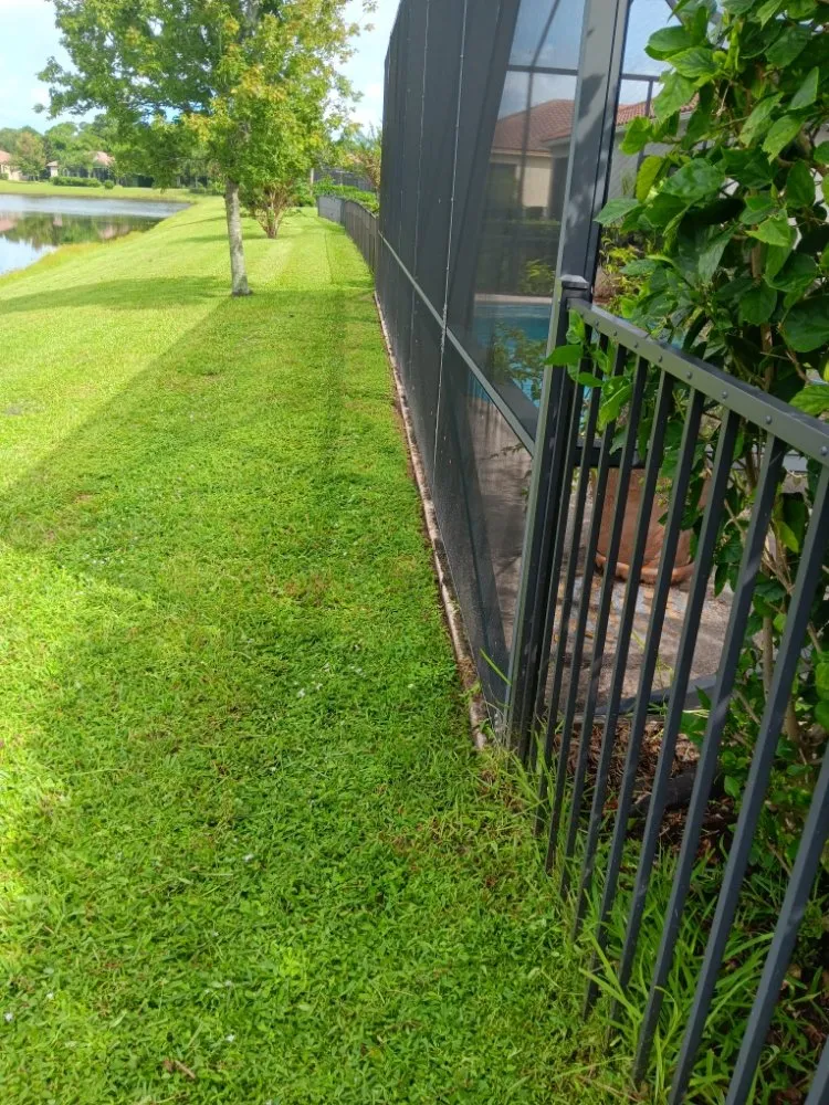 Reliable garden landscaping experts serving Vero Beach, FL - In The Cut Landcaping