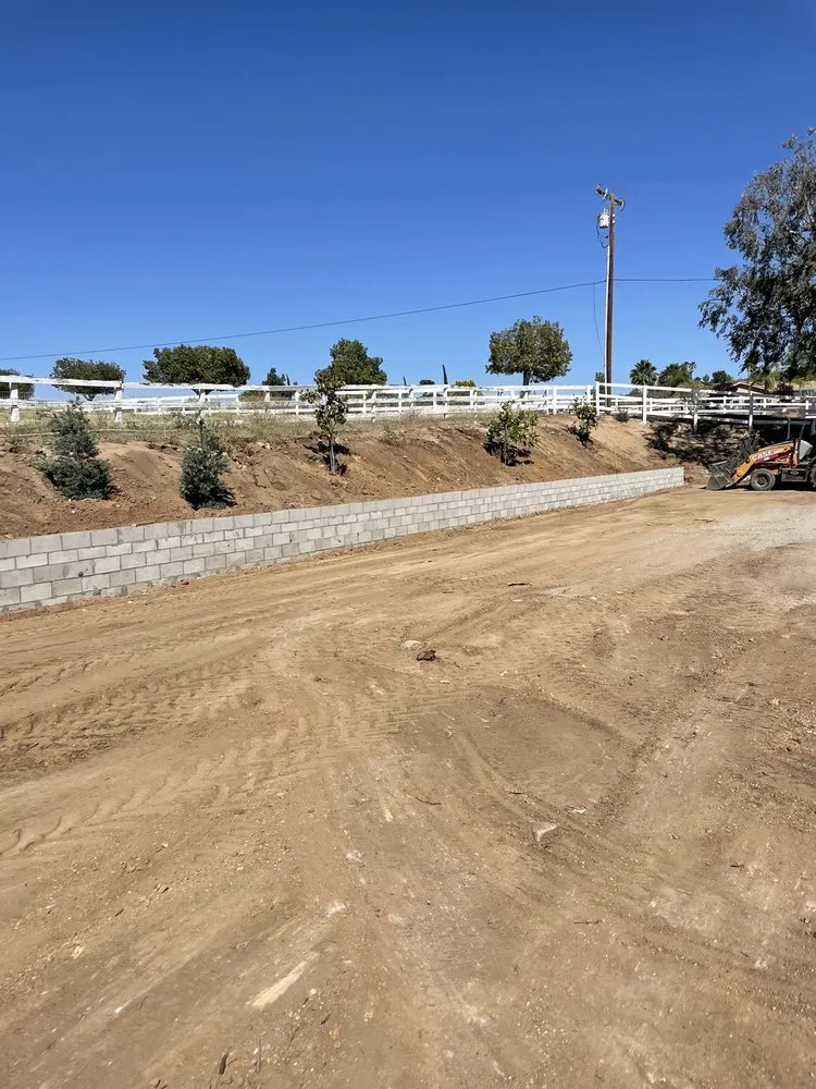 Trusted landscaping services in Riverside, CA - In The Dust Hauling
