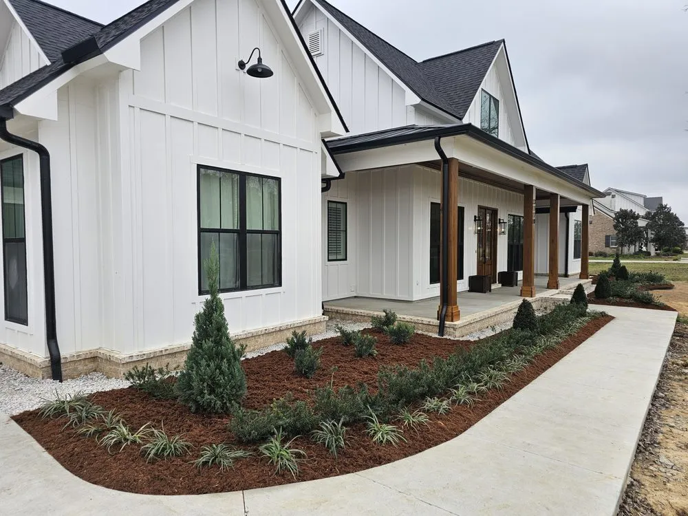 Reliable lawn care service in Opelousas, LA by In The Weeds