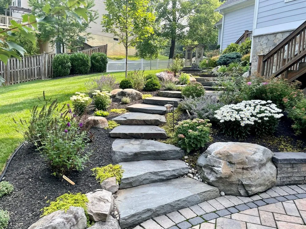 Expert garden landscaping in Lorton, VA by Independence Landscape