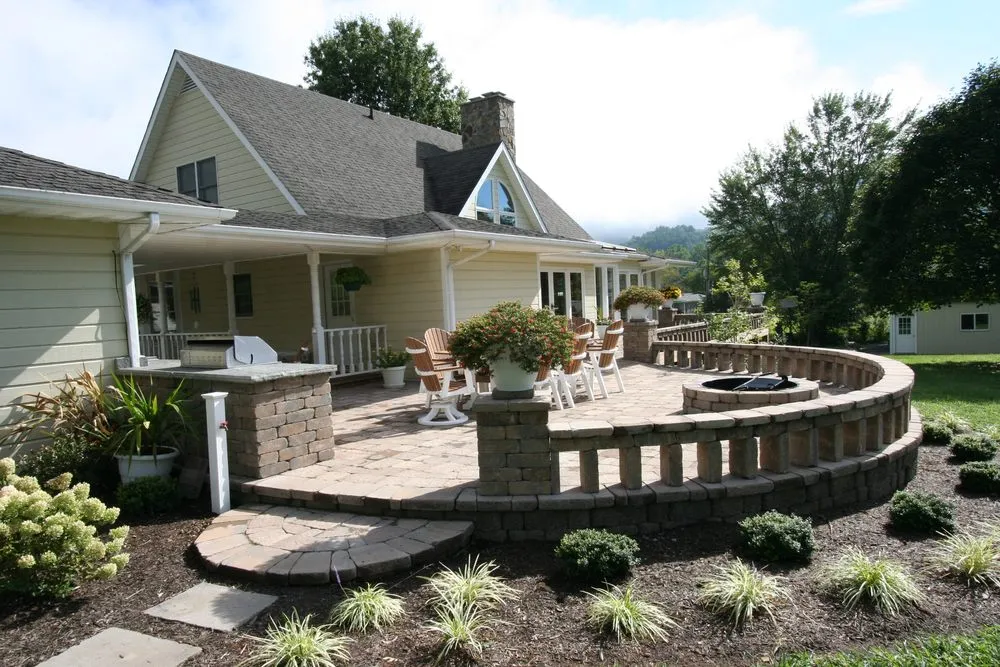 Affordable landscaping services experts serving Buffalo Valley, TN - Indian Creek Landscapes