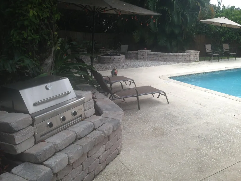 Professional yard cleanup service in Vero Beach, FL - Indian River Landscapes