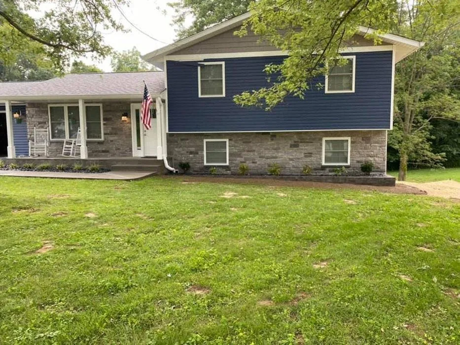 Expert lawn care service in Bloomington, IN by Indiana Urban Lawncare