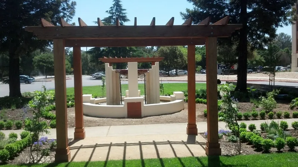 Custom landscaping services with custom design in Richmond, CA by Indra Designs