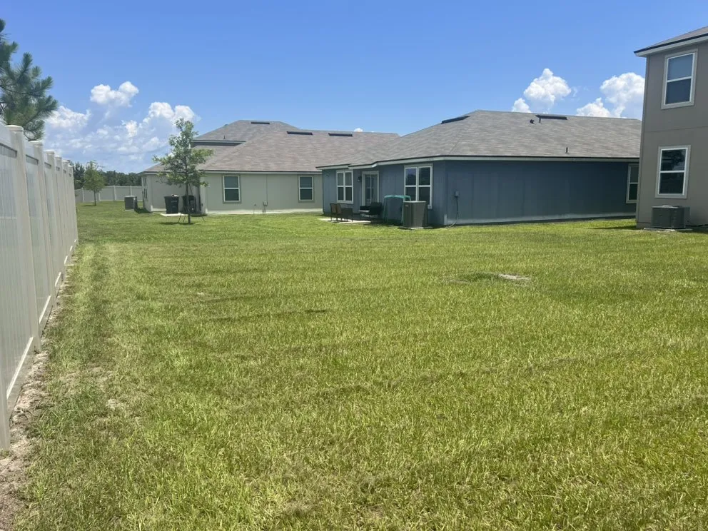 Top-rated landscape installation experts serving Jacksonville, FL - Industrial Cleaning & Sanitizing