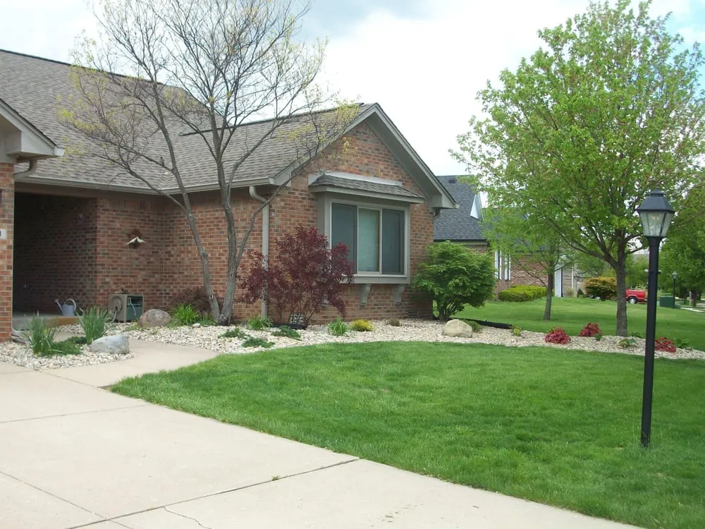 Professional garden landscaping for beautiful yards in Martinsville, IN by Indy Green Works