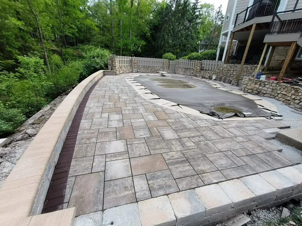 Trusted lawn mowing service experts serving Anderson, IN - Indyscapes