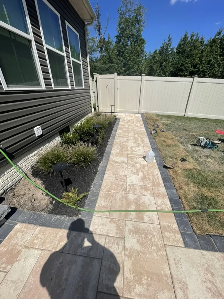 Local residential landscaping for residential properties in Glen Burnie, MD by Infascapes Property Management