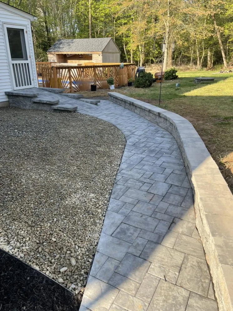 Custom lawn mowing service experts serving Glen Burnie, MD - Infascapes Property Management