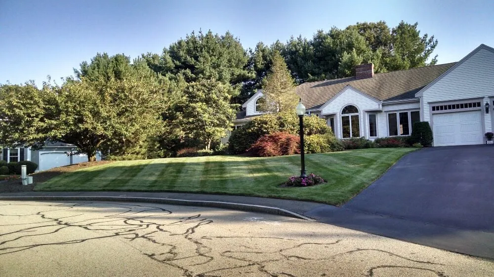 Top-rated yard maintenance for beautiful yards in West Wareham, MA by Infinite Designs Landscape Services