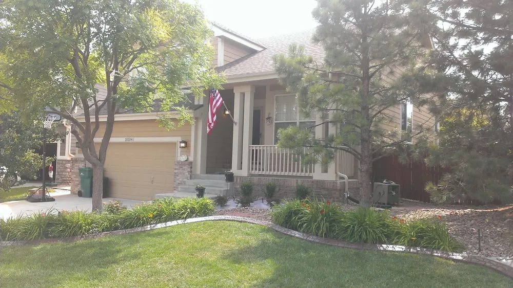 Custom outdoor landscaping in Lakewood, CO - Infinite Edging
