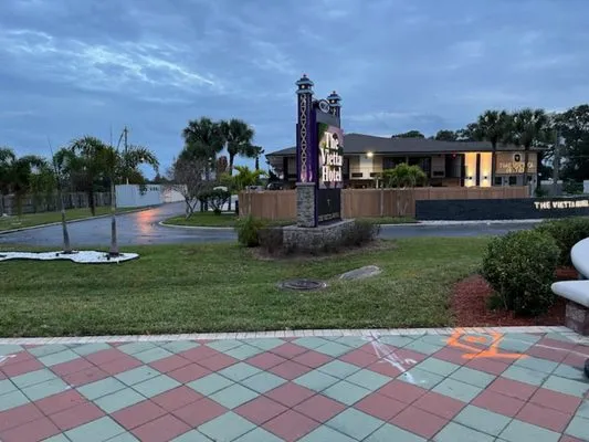 Infinite Elements Of Love Logo