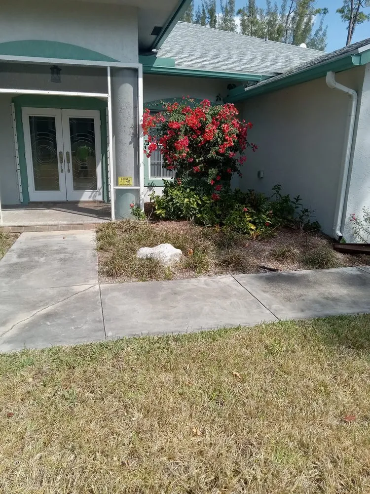 Local landscape design experts serving Royal Palm Beach, FL - Infinite Green Lawn Care Service