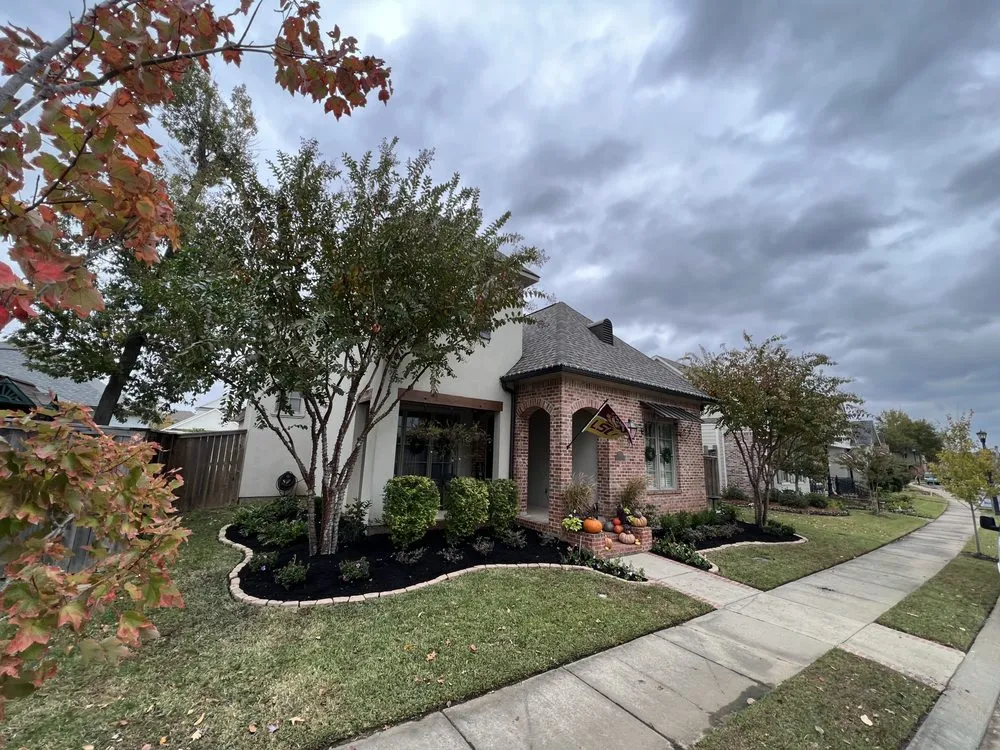 Expert lawn care service for year-round maintenance in Bossier City, LA by Infinite Landscaping