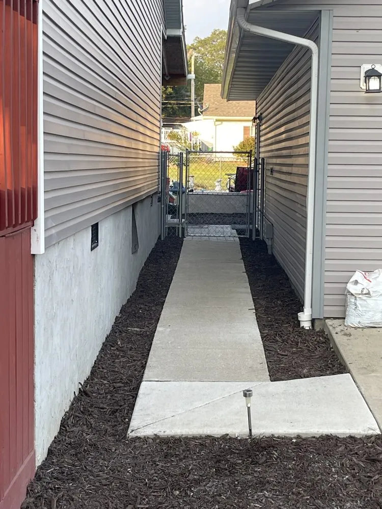 Local yard maintenance for year-round maintenance in Zeigler, IL by Infinite Precision