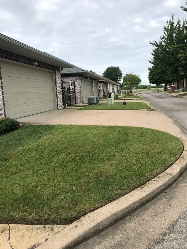 Custom outdoor landscaping near you in Tulsa, OK by Infinity Green Landscaping