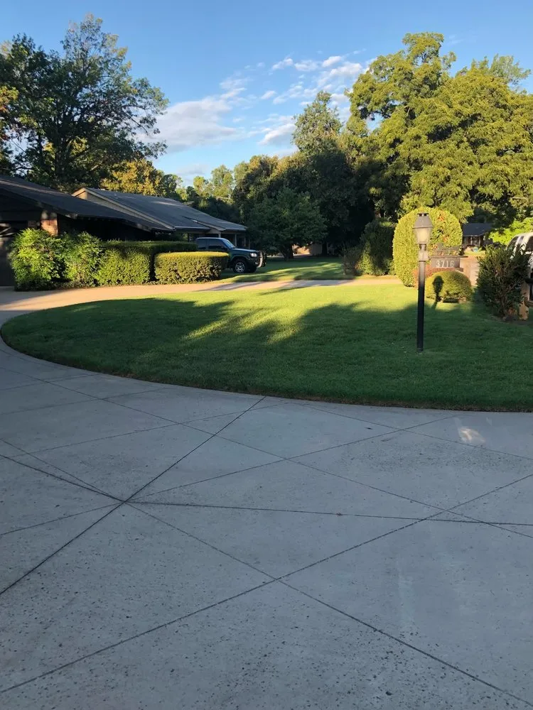 Custom residential landscaping in Tulsa, OK - Infinity Green Landscaping