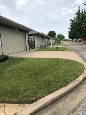 Infinity Green Landscaping Logo