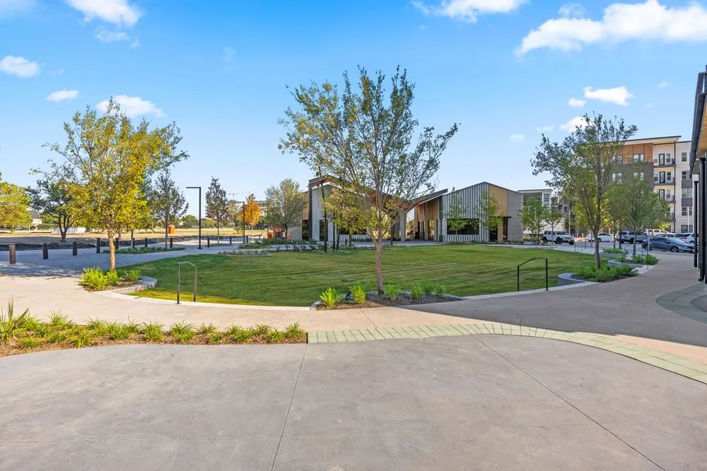 Top-rated garden landscaping experts serving Cleburne, TX - Infinity Landscape Contractor