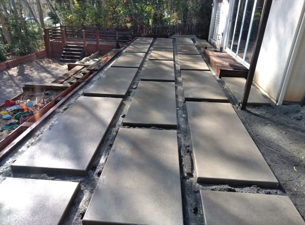 Professional lawn mowing service for homes in Tracy, CA by Infinity Landscape