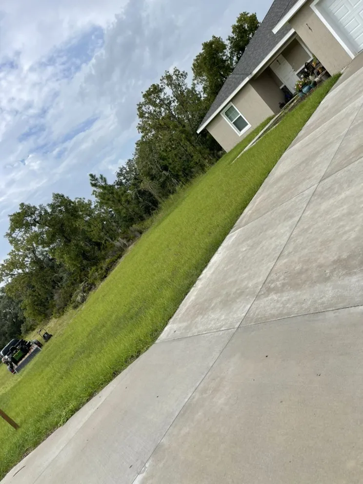 Affordable lawn mowing service in Ocala, FL by Infinity Lawns and Beyond