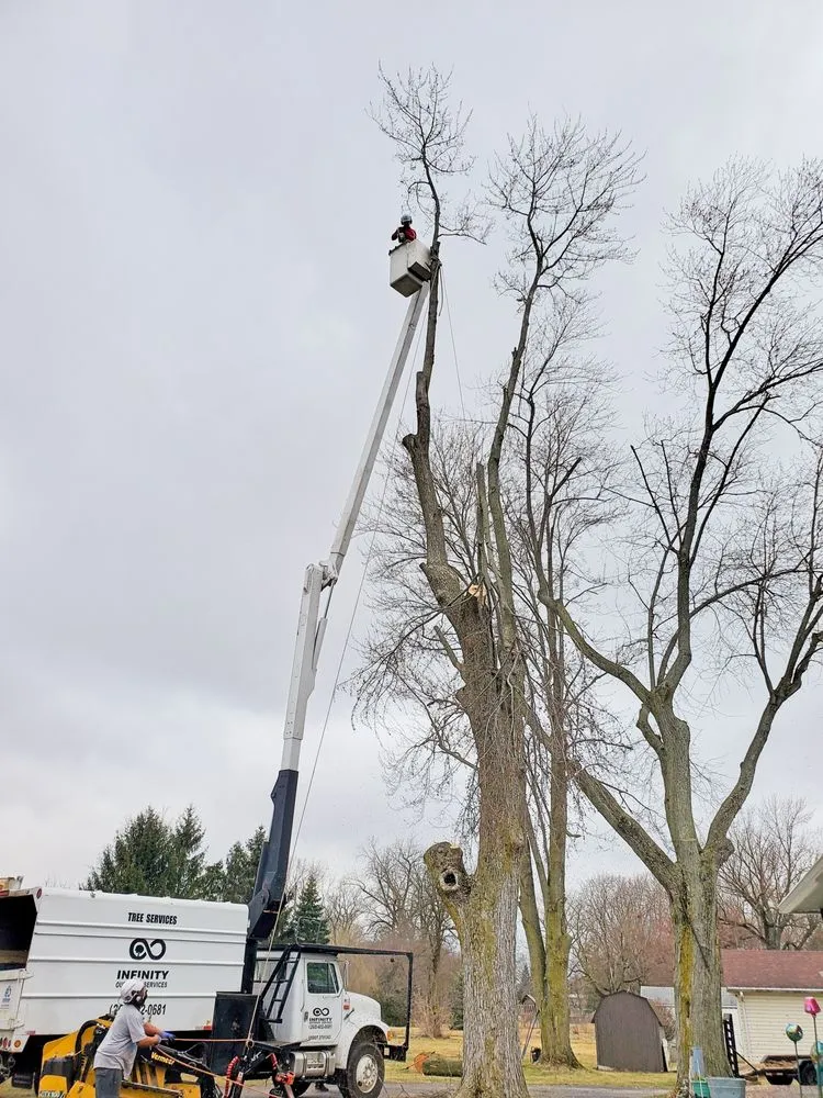 Affordable outdoor landscaping in Fort Wayne, IN by Infinity Outdoor Services